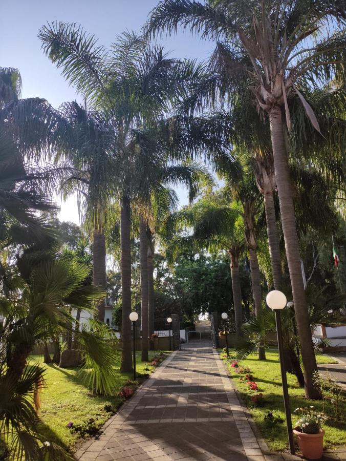 Oasi Park Hotel Mascali Bagian luar foto