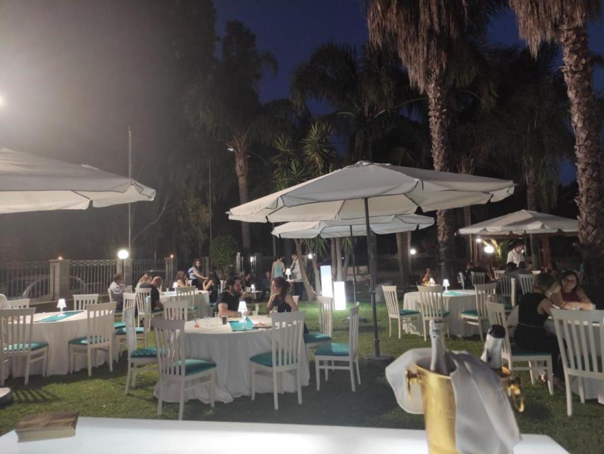 Oasi Park Hotel Mascali Bagian luar foto