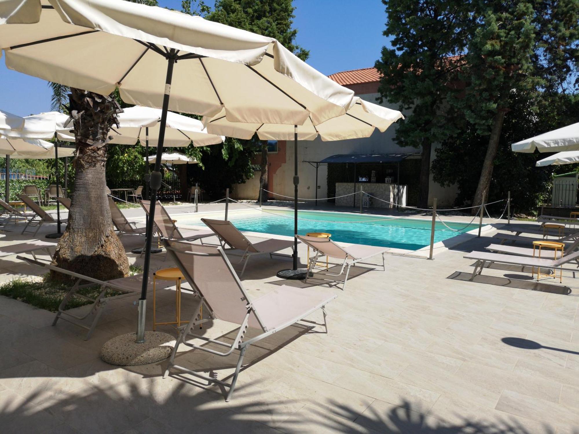 Oasi Park Hotel Mascali Bagian luar foto
