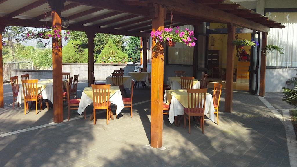 Oasi Park Hotel Mascali Bagian luar foto