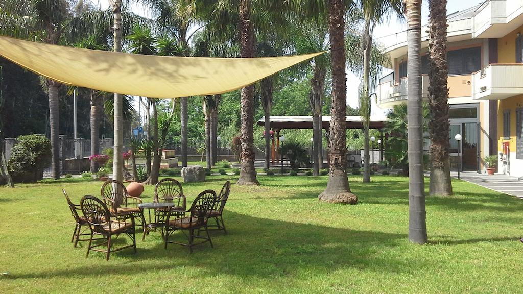 Oasi Park Hotel Mascali Bagian luar foto